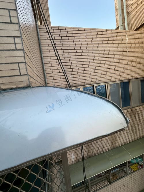 天興街雨遮更換工程 041