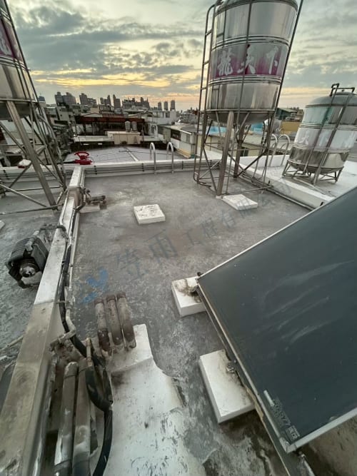 岡山區懷德路屋頂聚脲防水 043