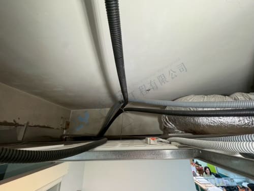 飛碟企業屋頂防水 044
