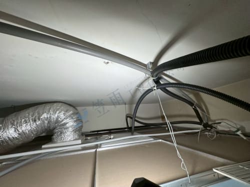 飛碟企業屋頂防水 045