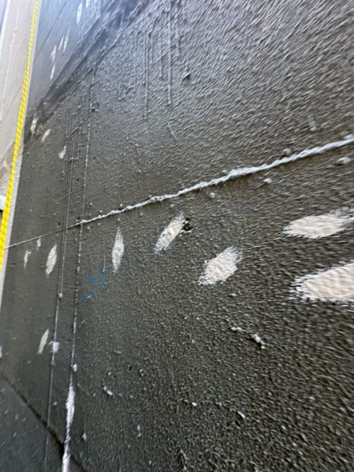高雄市新興區八德二路外牆聚脲防水 053