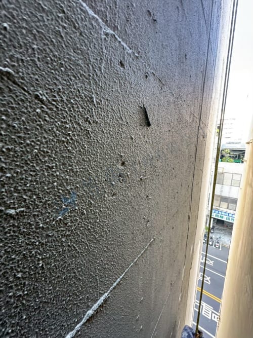 高雄市新興區八德二路外牆聚脲防水 059