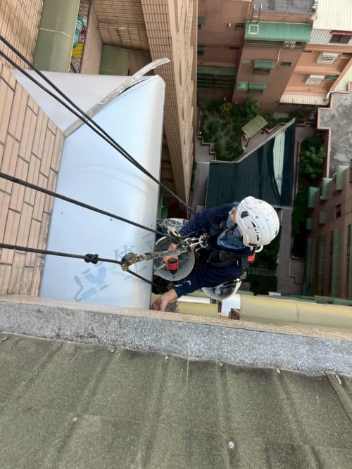 天興街雨遮更換工程 059