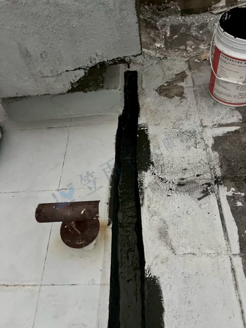 高雄市鳳山區凱旋路屋頂防水 068