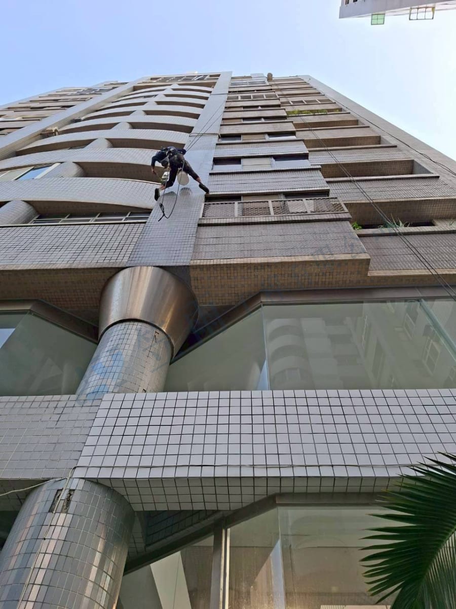 三民區正義路外牆聚脲防水 001