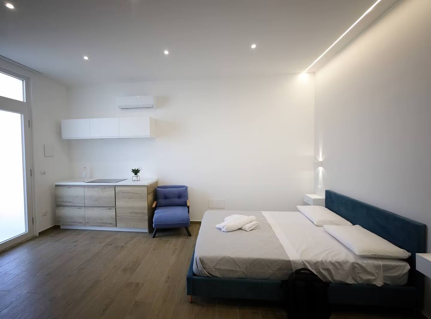 Regina Margherita Apartments — 3