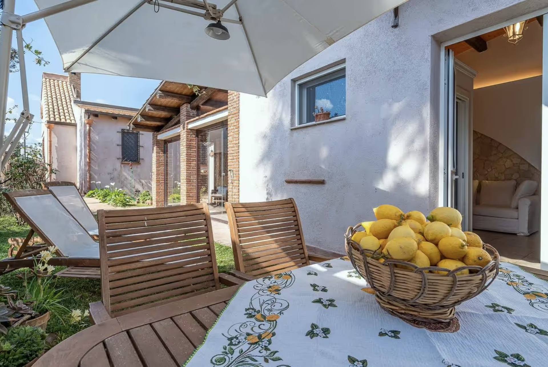 Cocciu D'amuri Luxury — 2