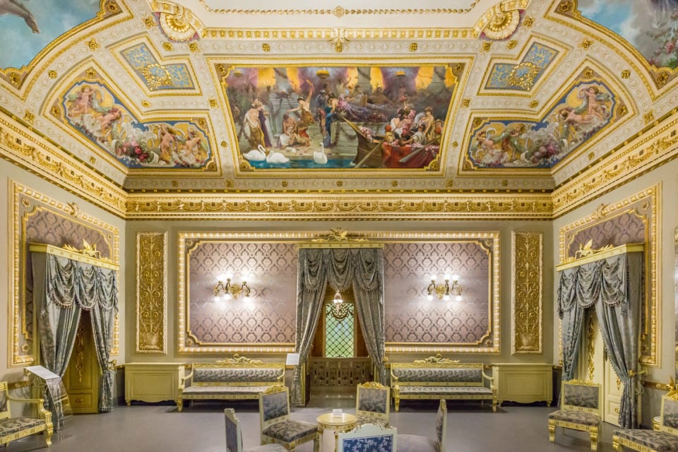 Un dettaglio degli interni affrescati di Palazzo Bonelli Patanè a Scicli