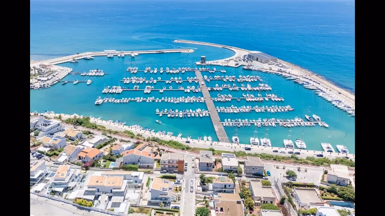 Il Porto Turistico — 4/5