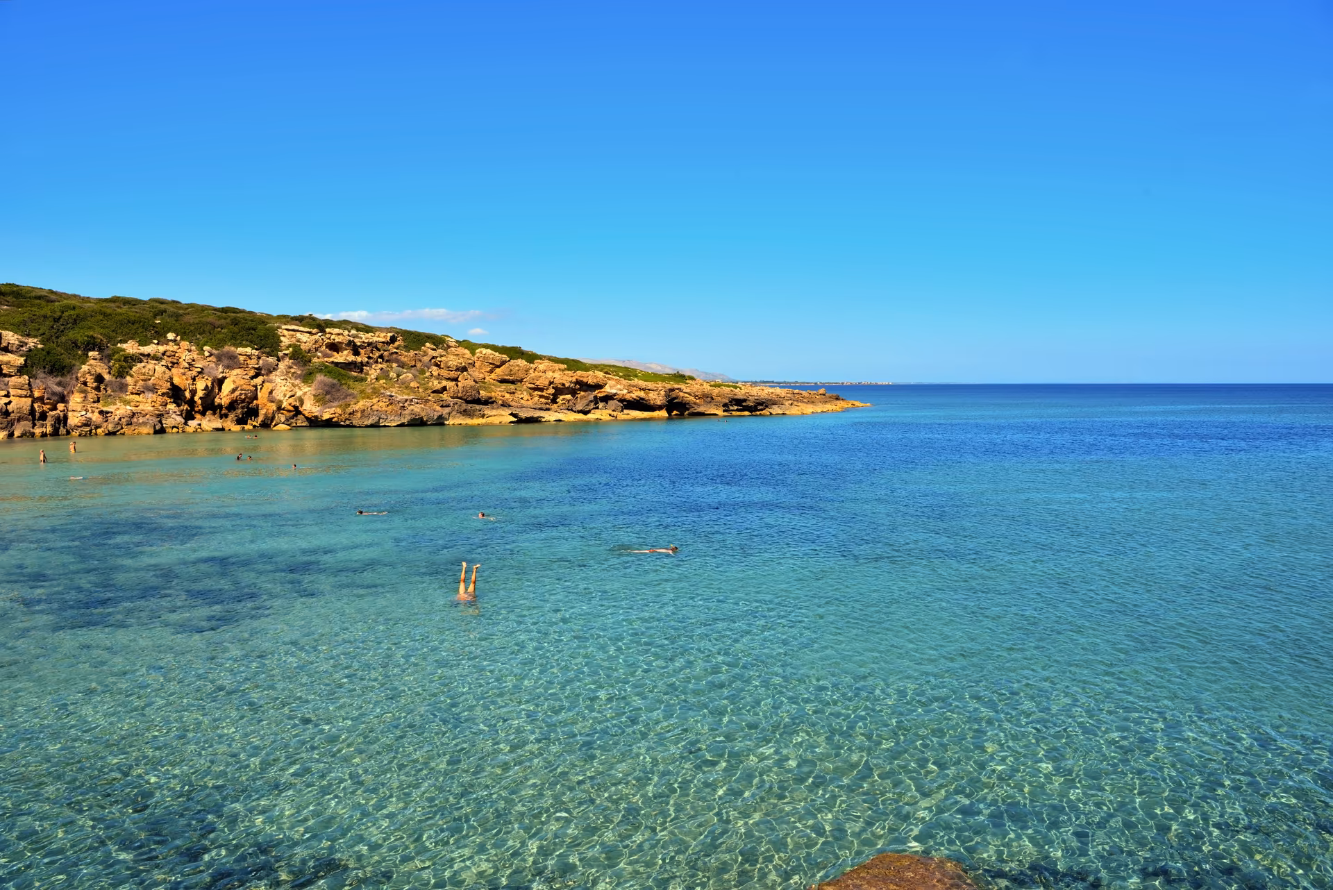 Spiaggia Calamosche.jpeg