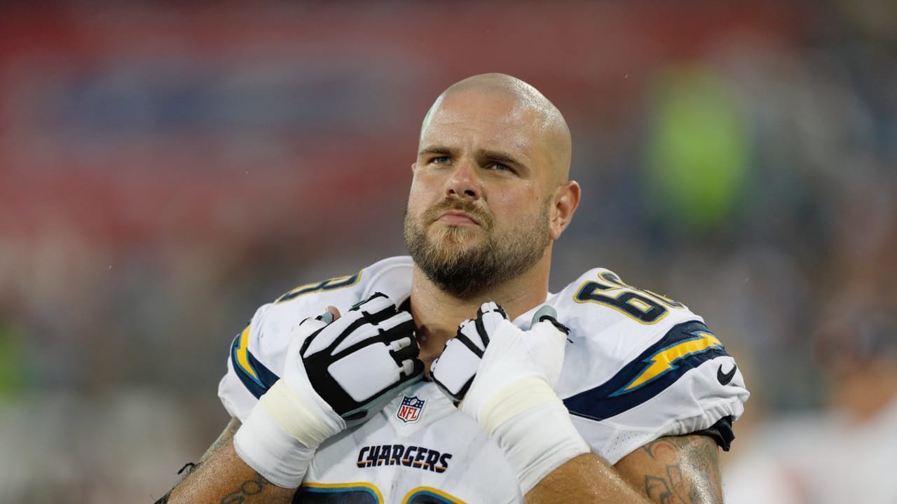 Free Agent Signing MATT SLAUSON