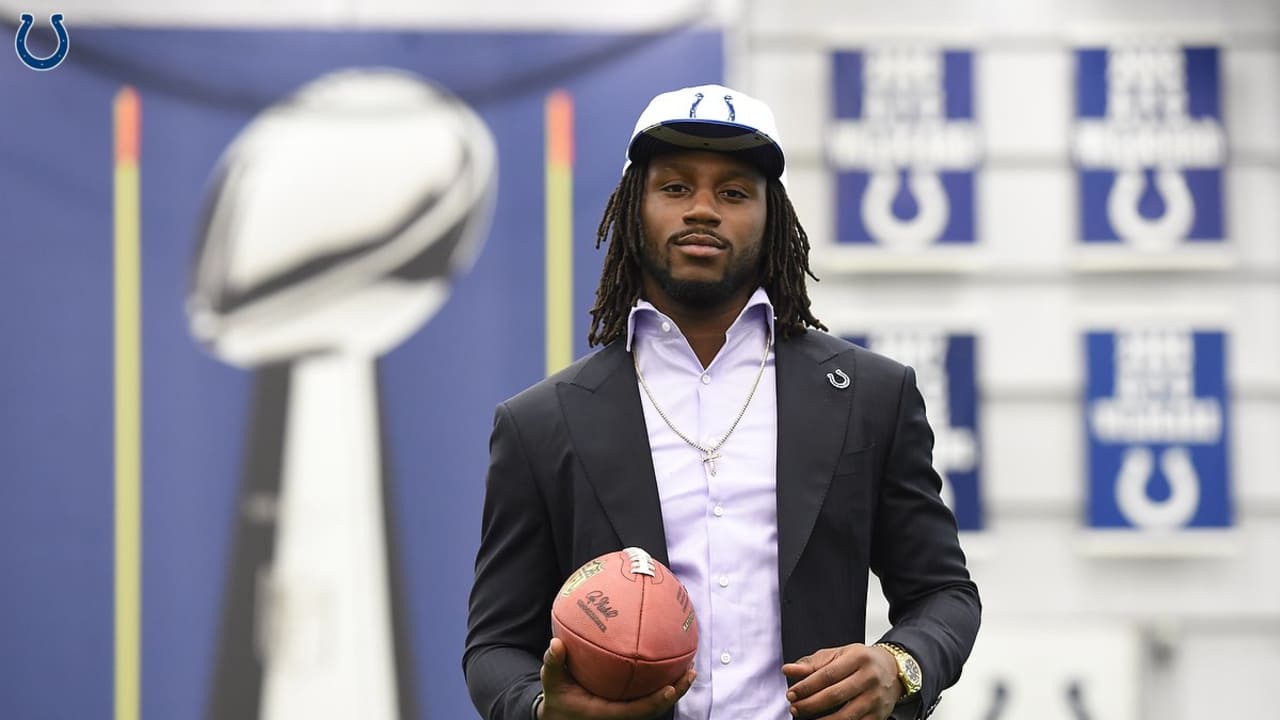 Colts First Round Pick Malik Hooker Arrives in Indy