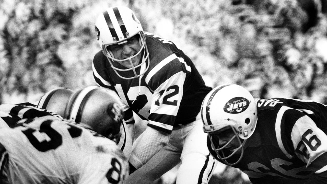 Jets sub! I made you guys and gals a Joe Namath wallpaper! Hope you guy  like it! : r/nyjets