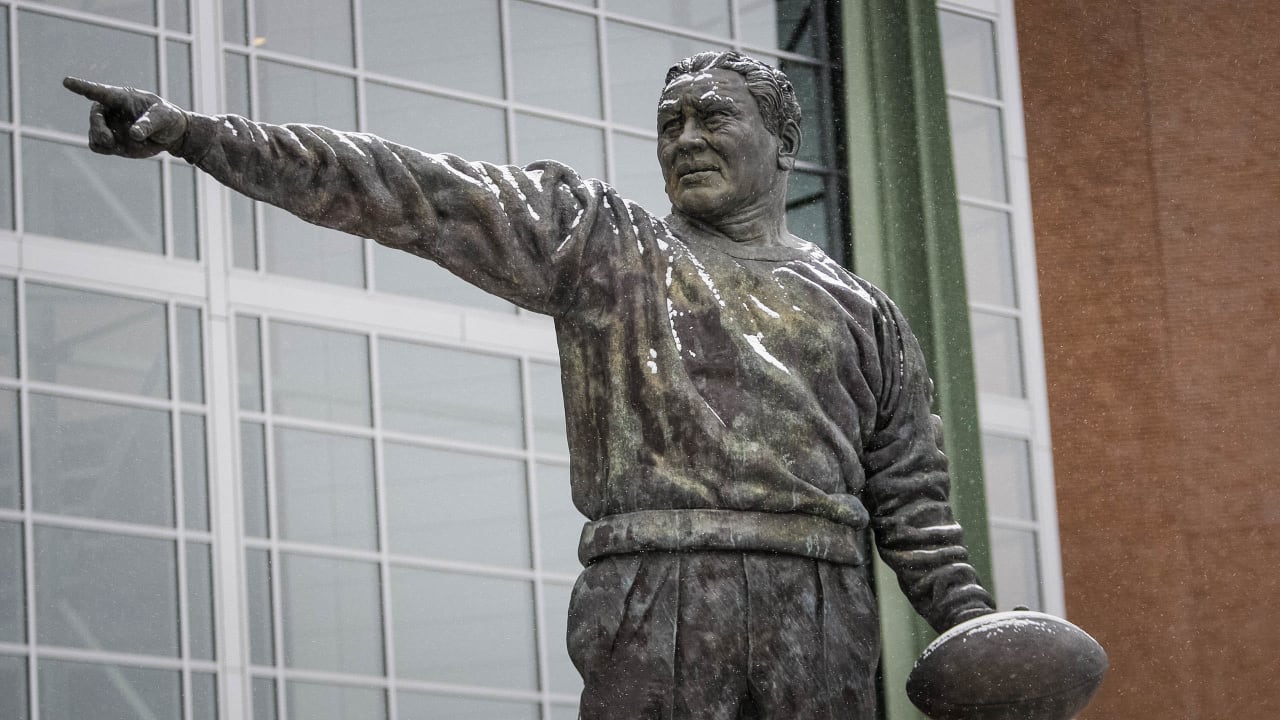 Statues moved during Lambeau Field renovations  The Daily Reporter - WI  Construction News & Bids