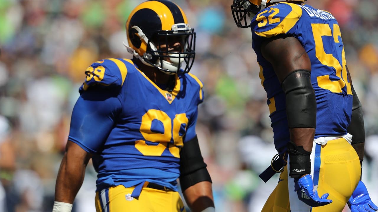 PHOTOS Seahawks vs. Rams Game Gallery