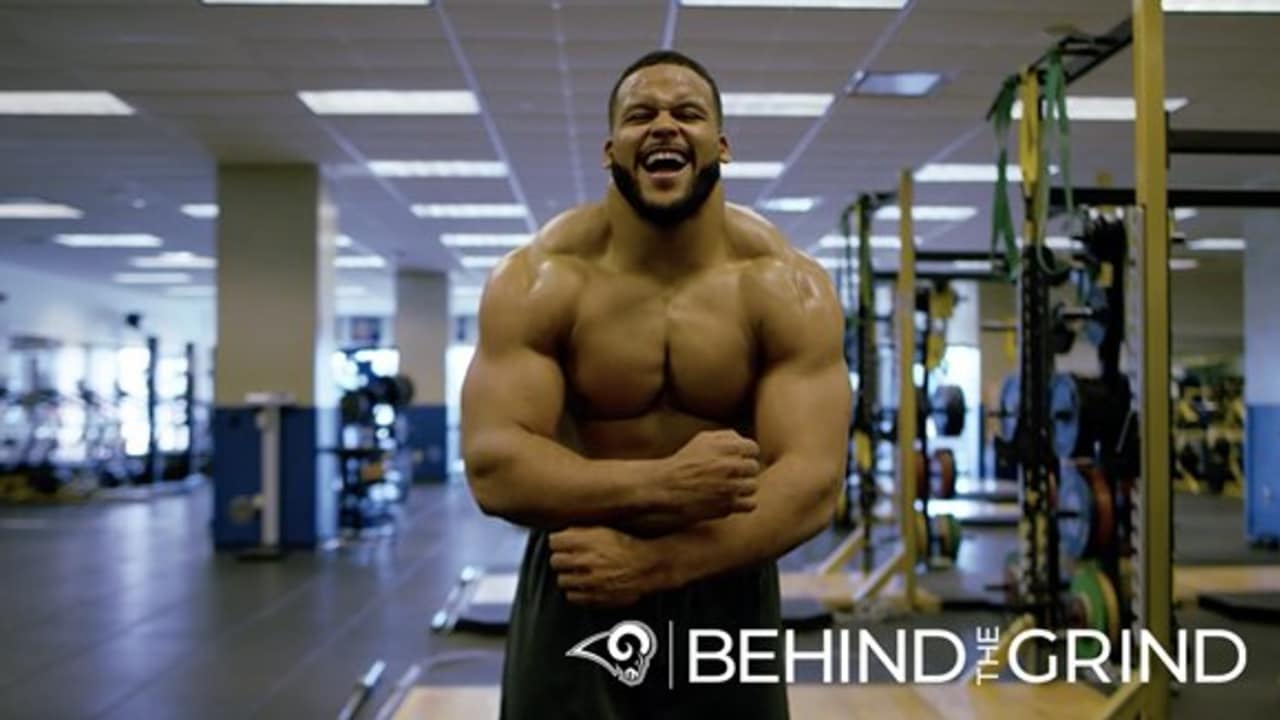 6 Day Aaron Donald Workout Photos for Build Muscle