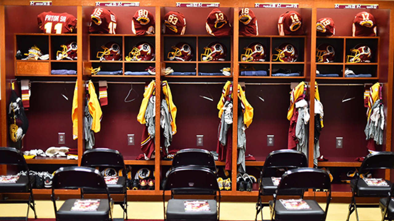PHOTOS Redskins Set Up Locker Room For Bengals Game