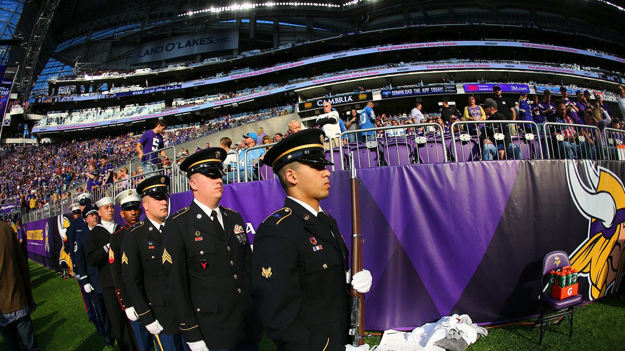 Vikings Hold Annual Salute to Service Game