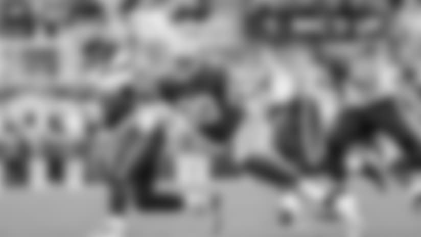 112917-99-Mic-VT--nfl_mezz_1280_1024.jpg 112917-99-Mic-VT--nfl_mezz_1280_1024.jpg