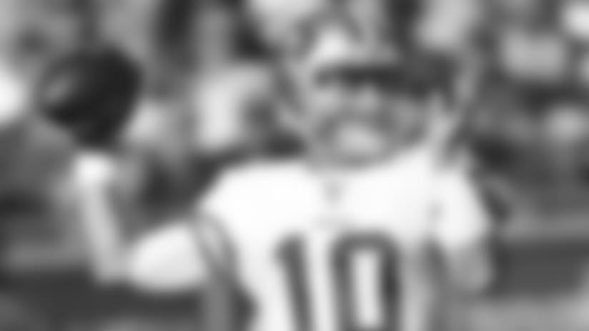 Who Will Be Jimmy Garoppolo's Biggest Weapon in 2018?