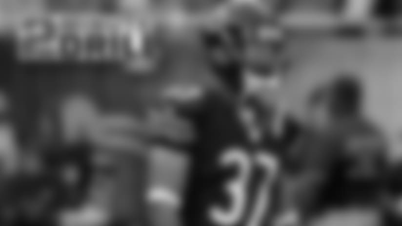Callahan rebounds from early mistake