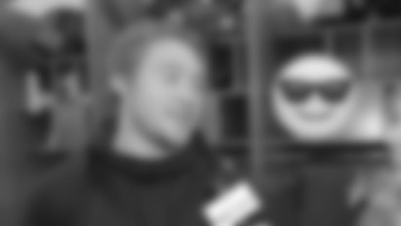 Kwiatkoski plays Phone Challenge