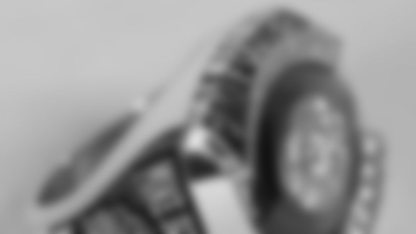singletary_inside_102816.jpg