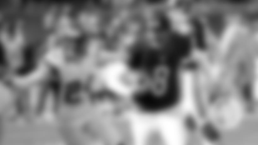 Top 10: Greatest feats by Bears kickers and punters