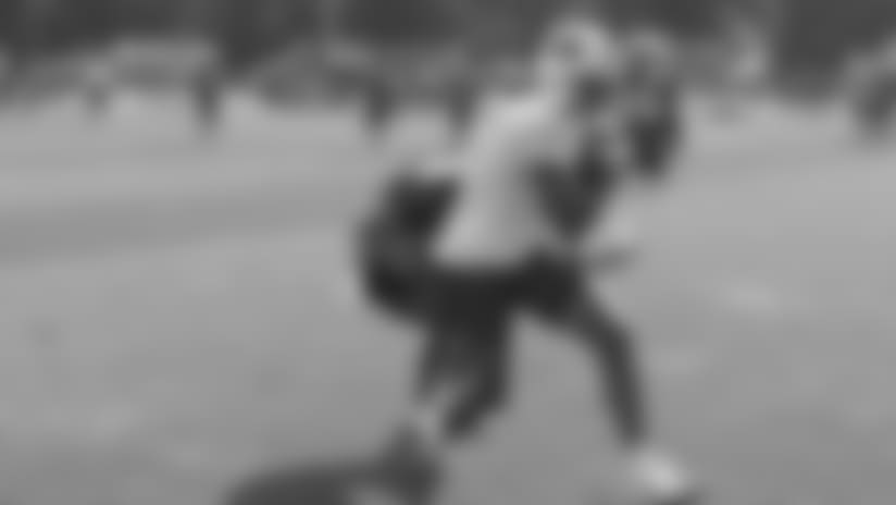 Watch: Tyrod Taylor and Zay Jones Connect for a TD