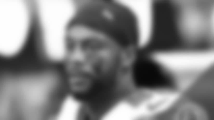 Quick Hits: Taiwan Jones out for the year