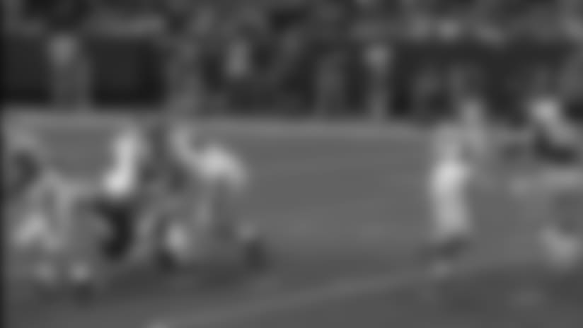 Harrison Phillips sacks Garrett Gilbert for 9-yard loss