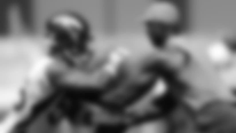 DeMarcus Ware finds perfect role as pass-rush consultant