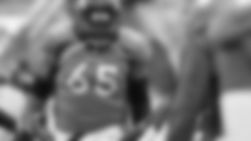 Healthy Ron Leary eager to protect Case Keenum, lead offensive line