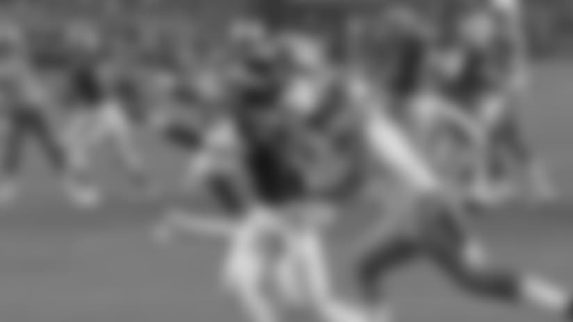 Sanders catches 10-yard TD from Stafford