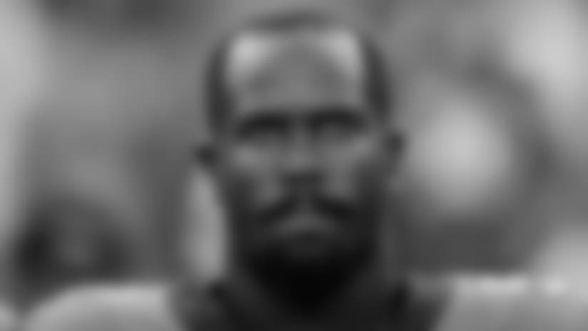 Von Miller named one of five Broncos captains for 2017