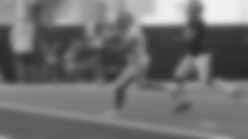 Training Camp Highlight: Mike Evans Touchdown and Dunk