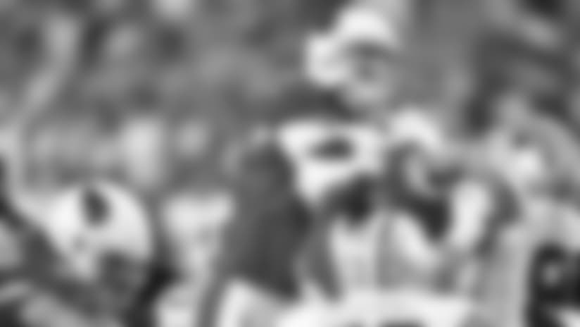 Offensive Line Can’t Protect Carson Palmer