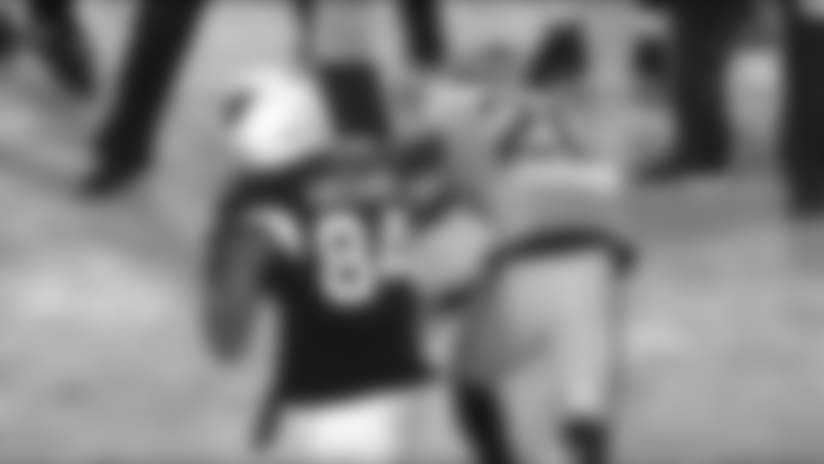 Highlights: Gresham Runs Through Defender