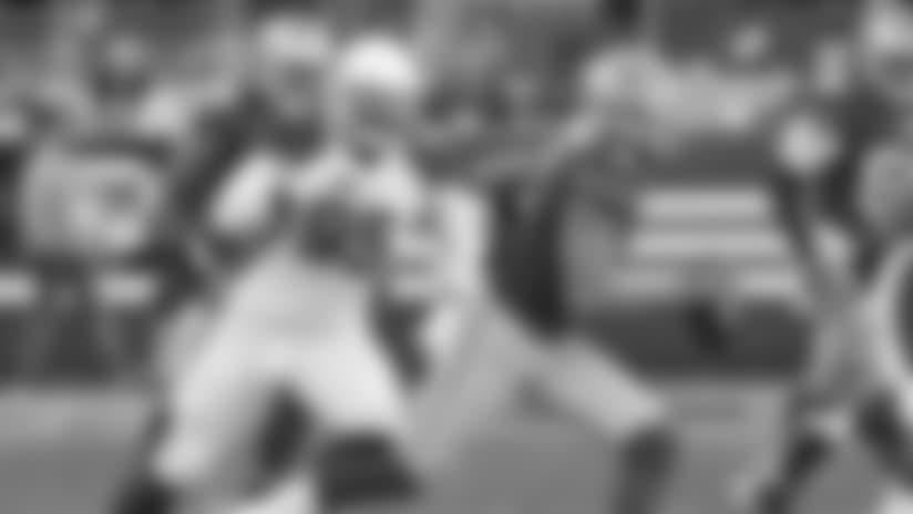 Mobile QB Hurts Cardinals Again