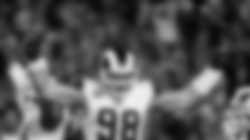 Posible visita del LB Connor Barwin a Cardenales