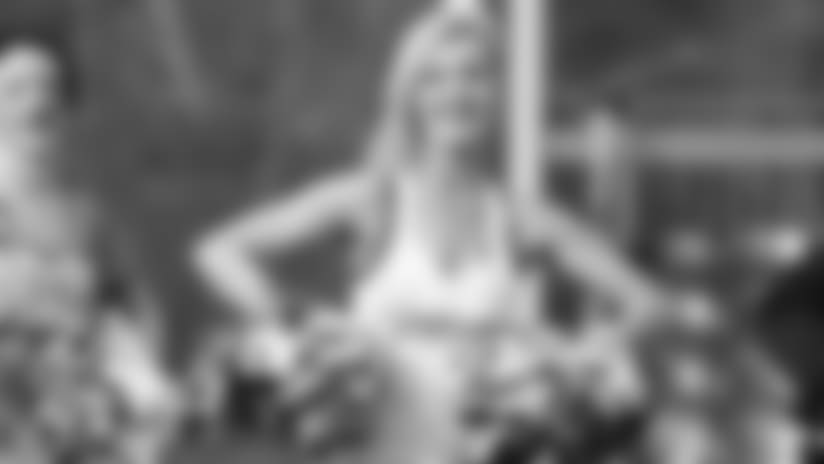 Chiefs Cheerleader Ashley Dazzles at the 2018 Pro Bowl