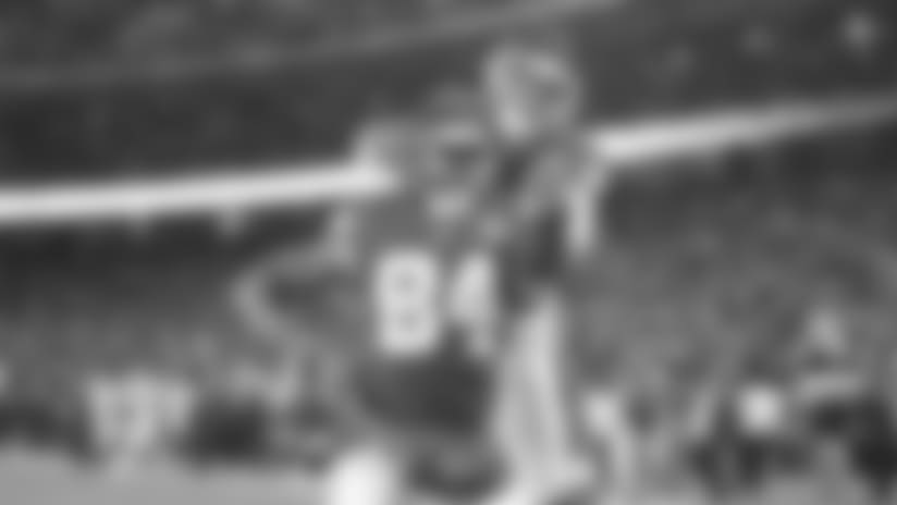Demetrius Harris Scores his First Career TD