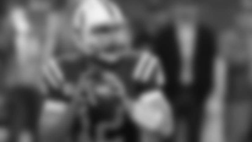 Adam Vinatieri gives an update on Andrew Luck's progress this offseason