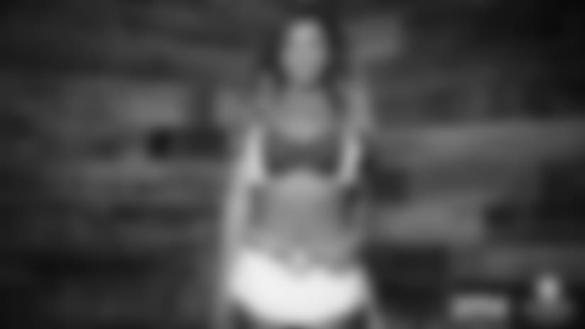 Meet The Cheerleader Of The Week: Lori