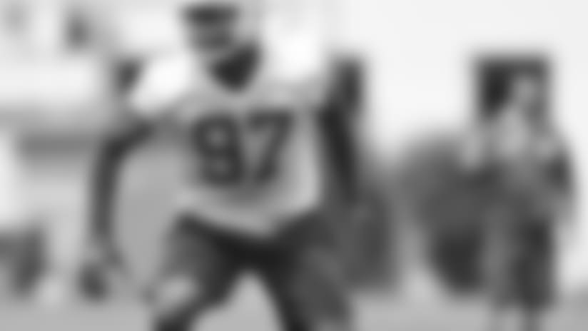 temp2018_0512_RookiePrac_01287--nfl_mezz_1280_1024.JPG