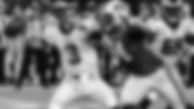 Kony Ealy, Cowboys Agree To Terms; A Look At How He Can Help Pass Rush