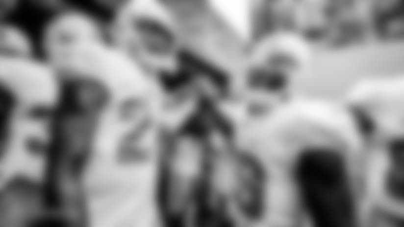 DOLPHINS DARKROOM: #MIAvsCAR Pregame Gallery