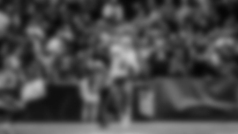 121717-MIAvsBUF_cover3_cutler.jpg