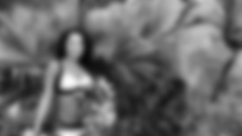 Symone_Pro_Bowl_Cheerleader_615_012718.jpg