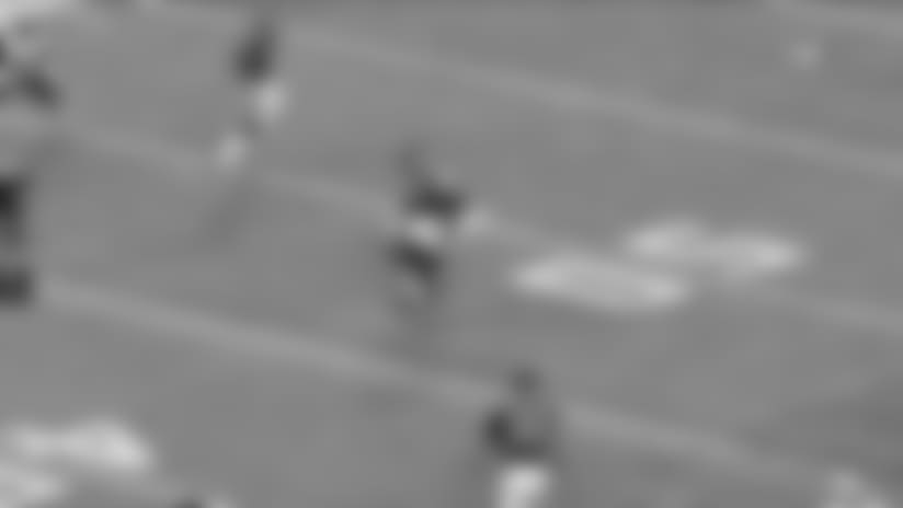 Highlight: QB Foles And Tight End Zach Ertz Link Up For A HUGE Fourth-Down Conversion